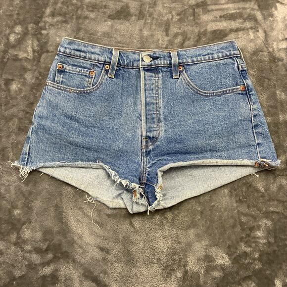 Levi's 501 Jean Shorts Womens Sz.29 Blue Daisy Duke Button Fly Distressed Denim - Picture 2 of 10